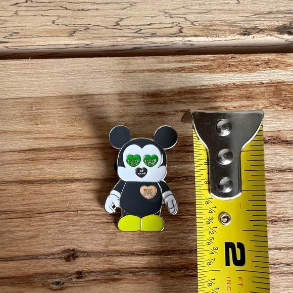 Vintage Disney Parks Mickey Mouse Vinylmation Valentine's Day “I Love You” - Picture 3 of 4